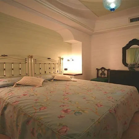 Tenuta Tara 3*