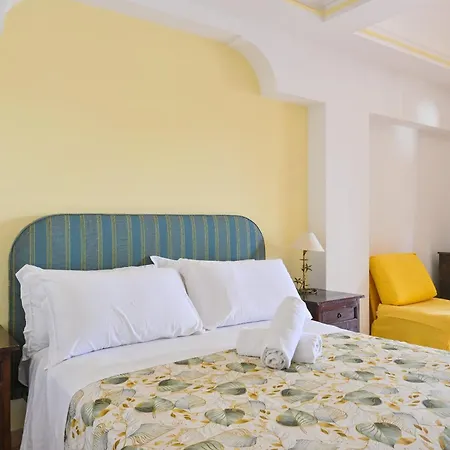 Tenuta Tara Bed & Breakfast 3*