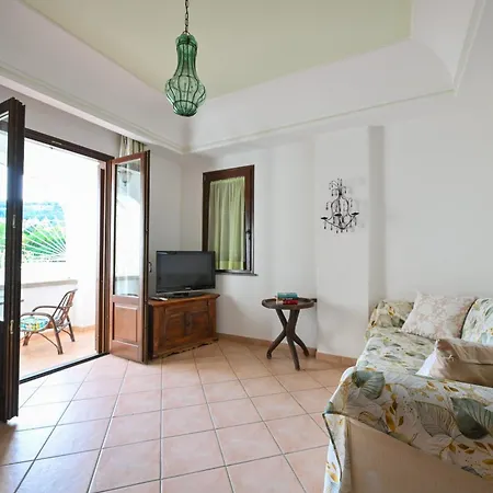Tenuta Tara 3* Sant'Angelo (Isola d'Ischia)