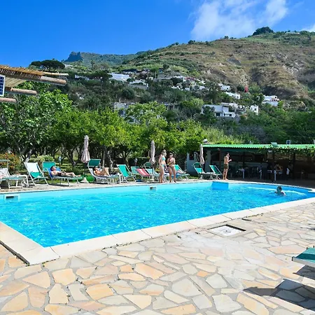 Tenuta Tara 3*