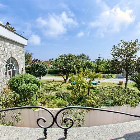 Tenuta Tara Couette-café 4*
