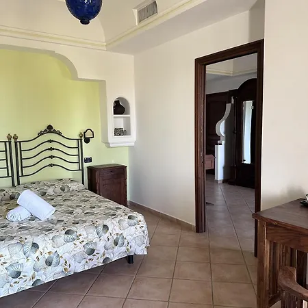 Tenuta Tara Couette-café