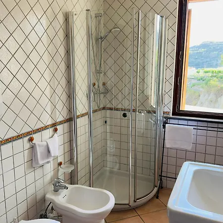 Couette-café Tenuta Tara Sant'Angelo (Isola d'Ischia)