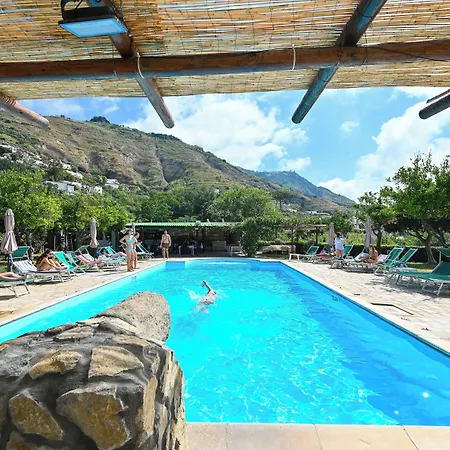 Tenuta Tara Bed and Breakfast