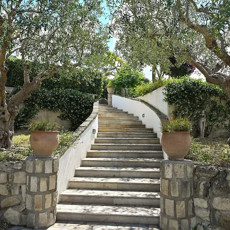 Tenuta Tara 4* Sant'Angelo (Isola d'Ischia)